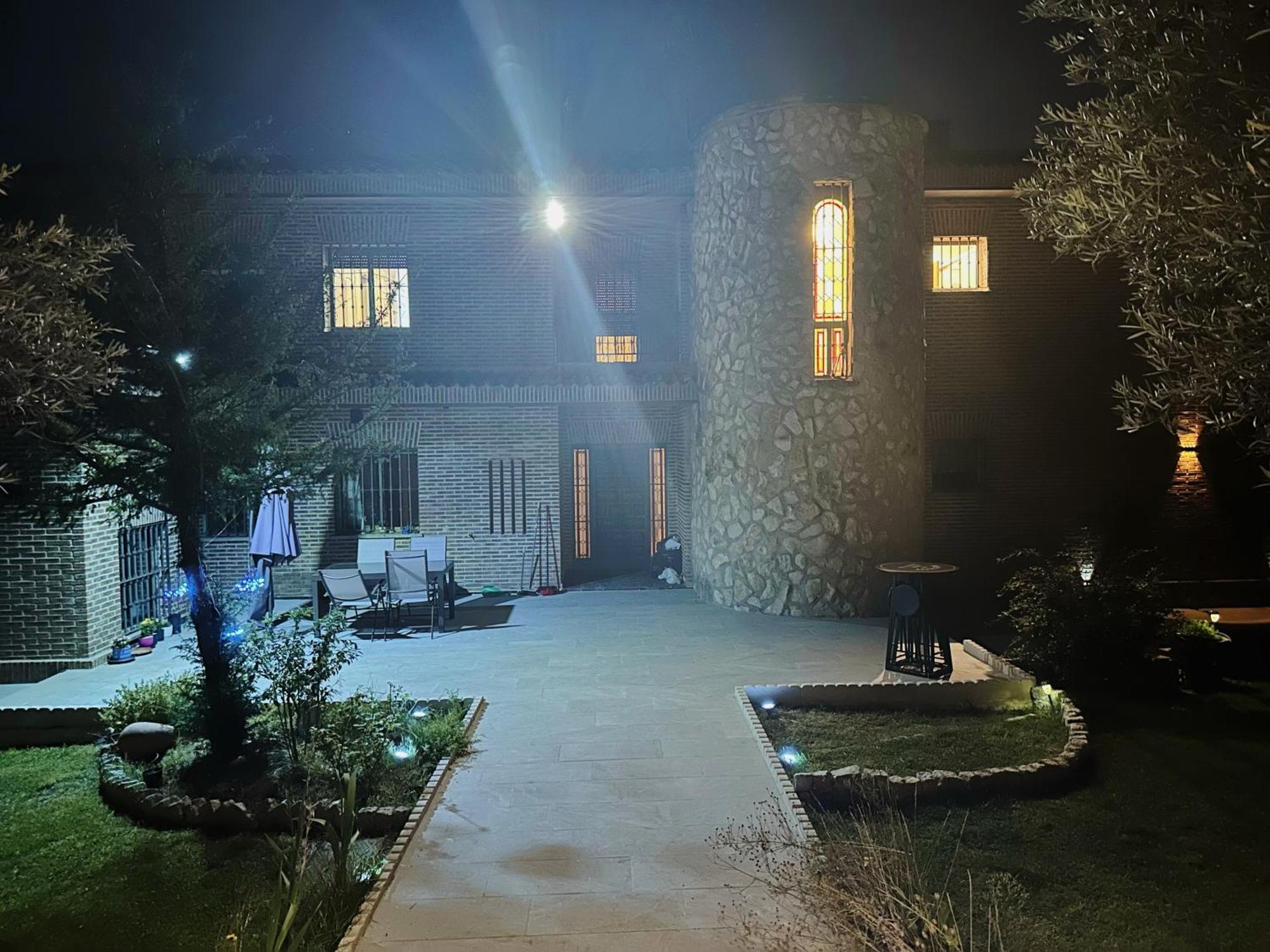 博阿迪利亚德尔蒙特Tree House公寓 外观 照片